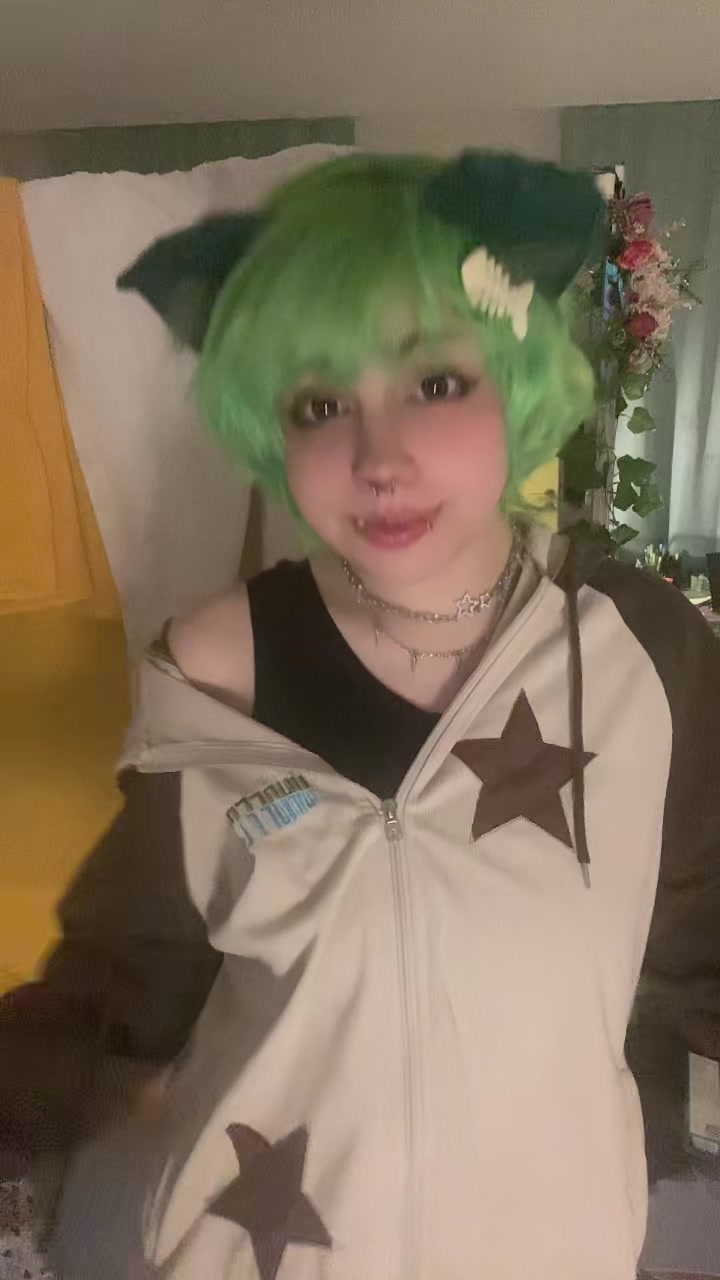 @myosotaee ⋆𖦹˚⋆ [he/they] ☆🦴