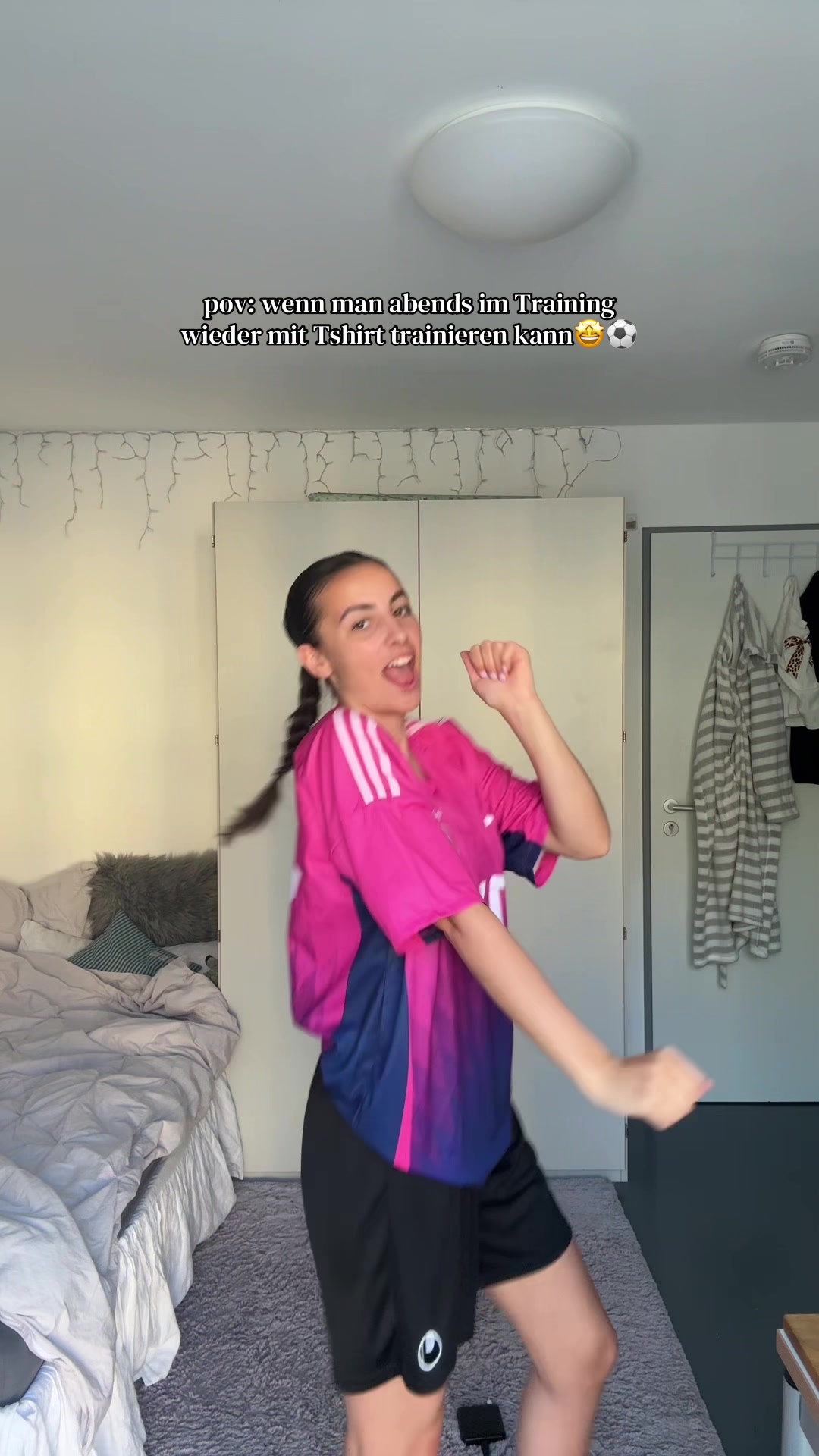 @leonieelinder