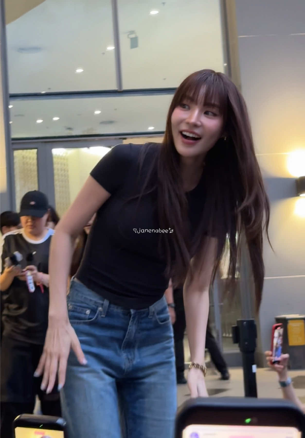 @janenabee