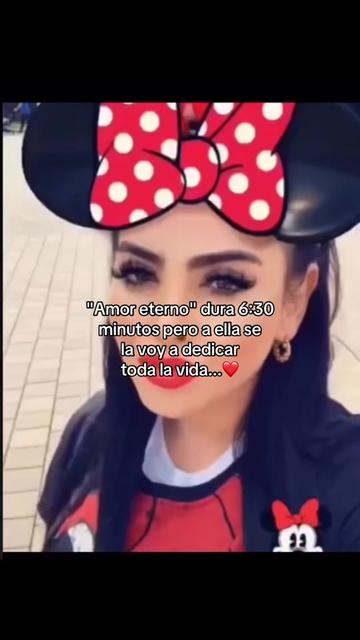 @Clau8af 🎱🪩🍸🛍️
