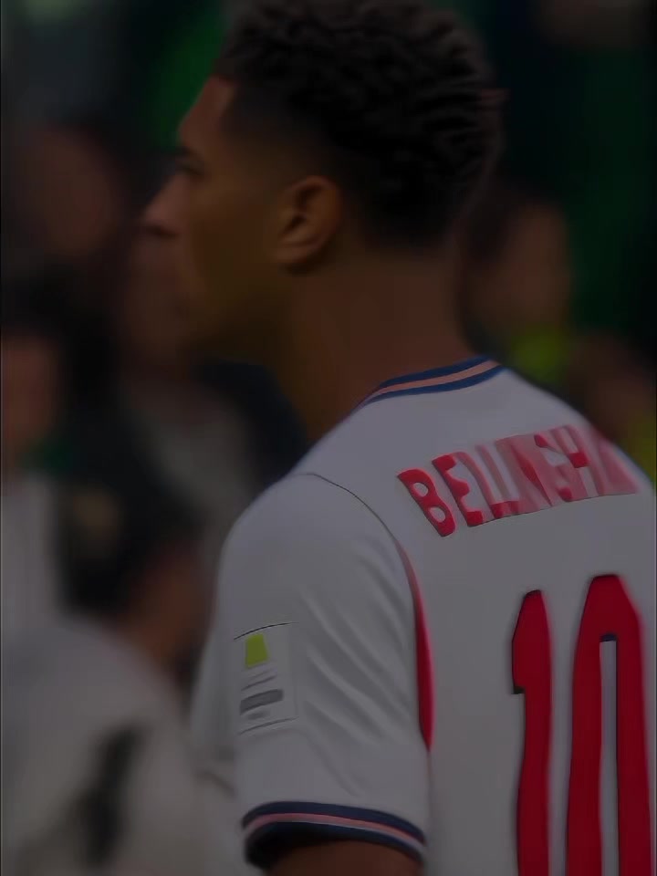 @𝐂𝐇𝐑𝐈𝐙𝐖𝐀𝐑𝐏