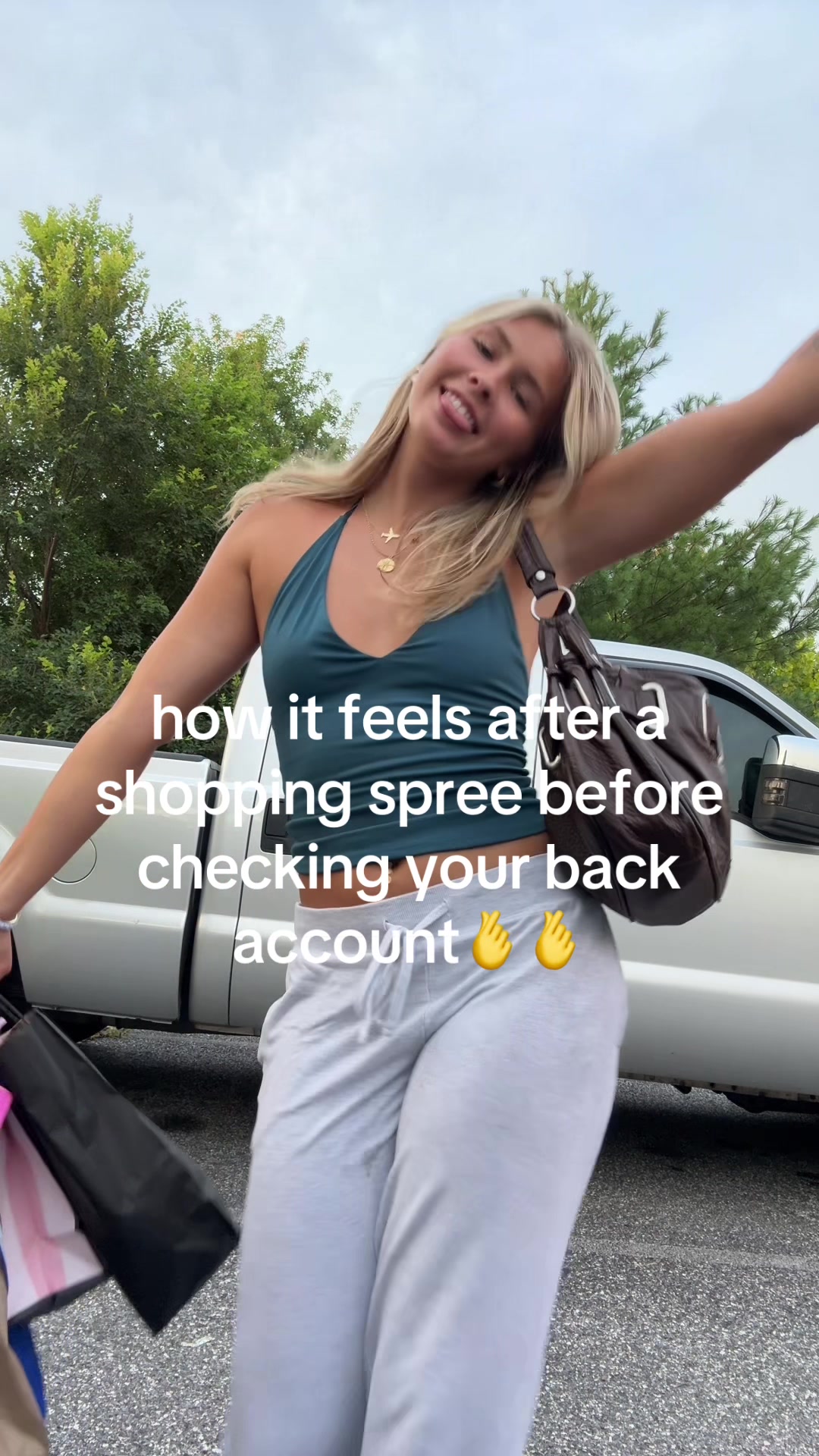 @user52159387489