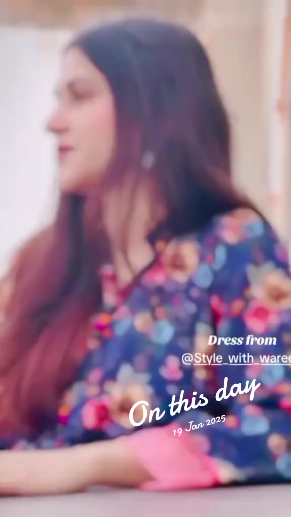 @👑 Esha💕Queen