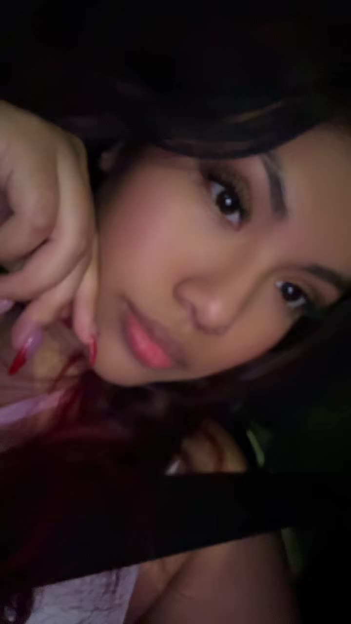 @<3