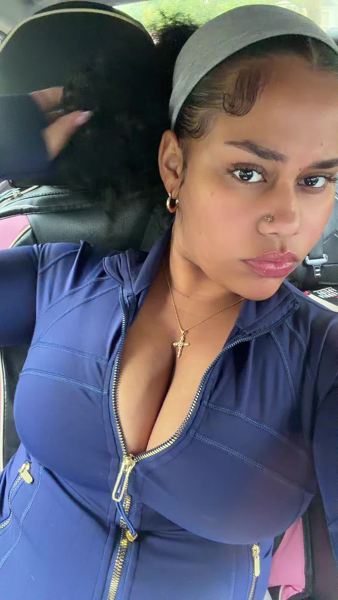 @Delylah