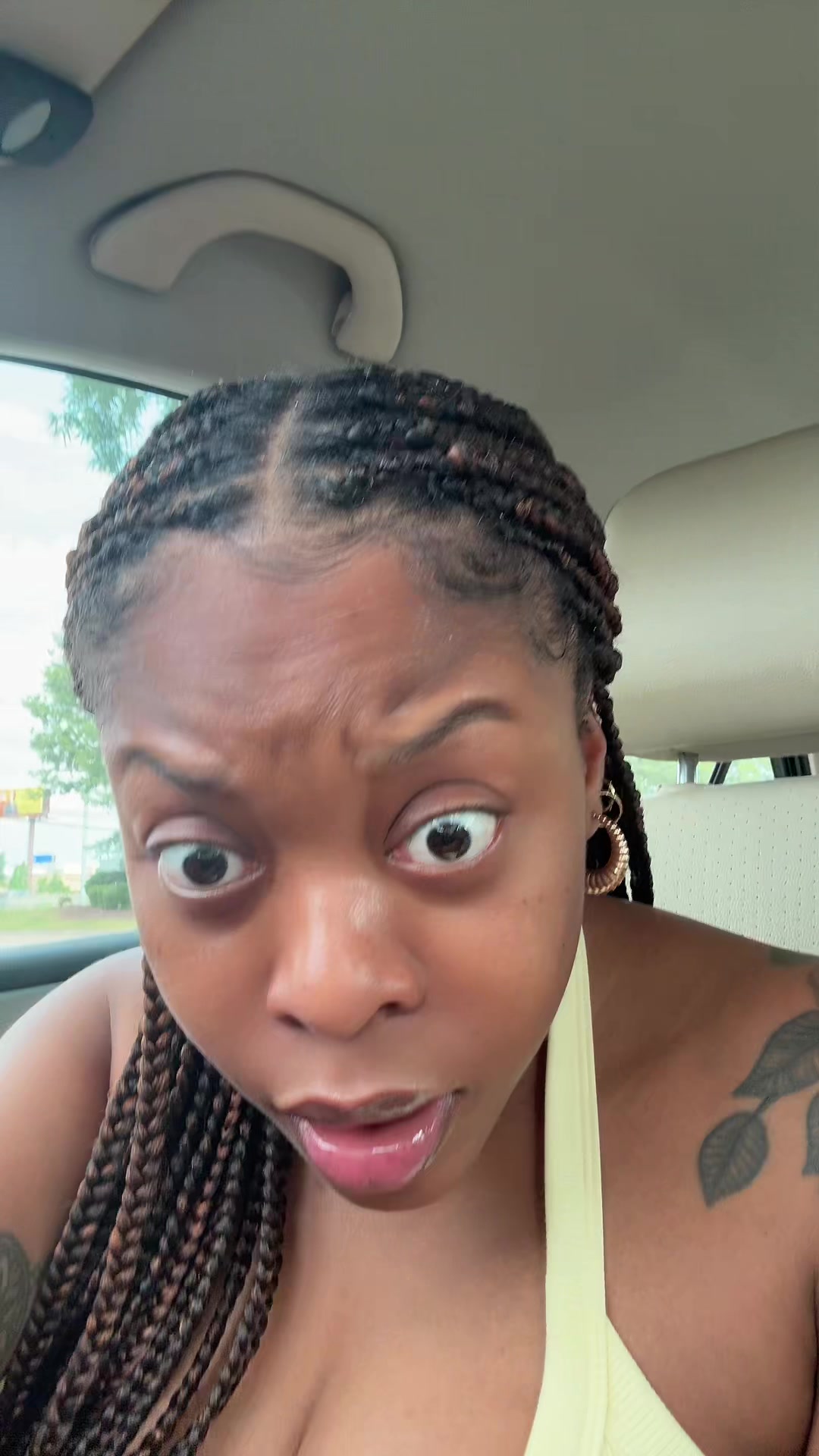 @Kay.