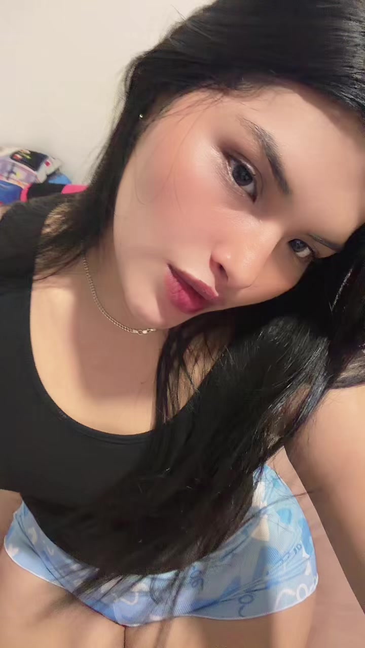 @ERIKA 🍫