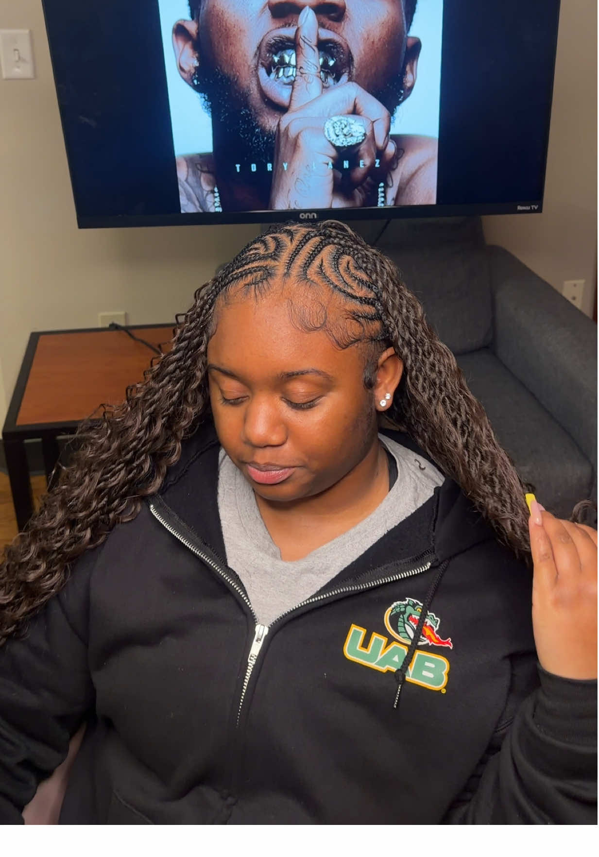 @Servicedbyjojo