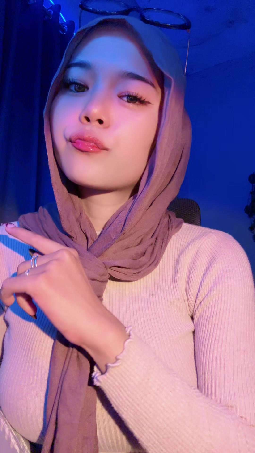 @Ayang