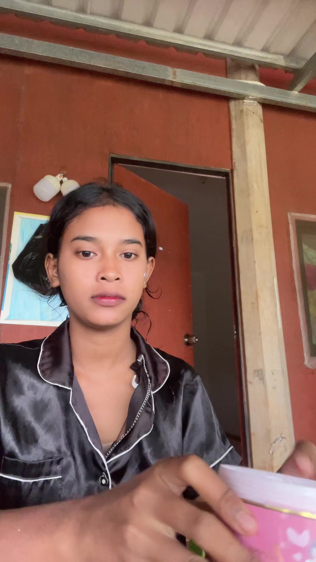 @សេត ស្រីនីត