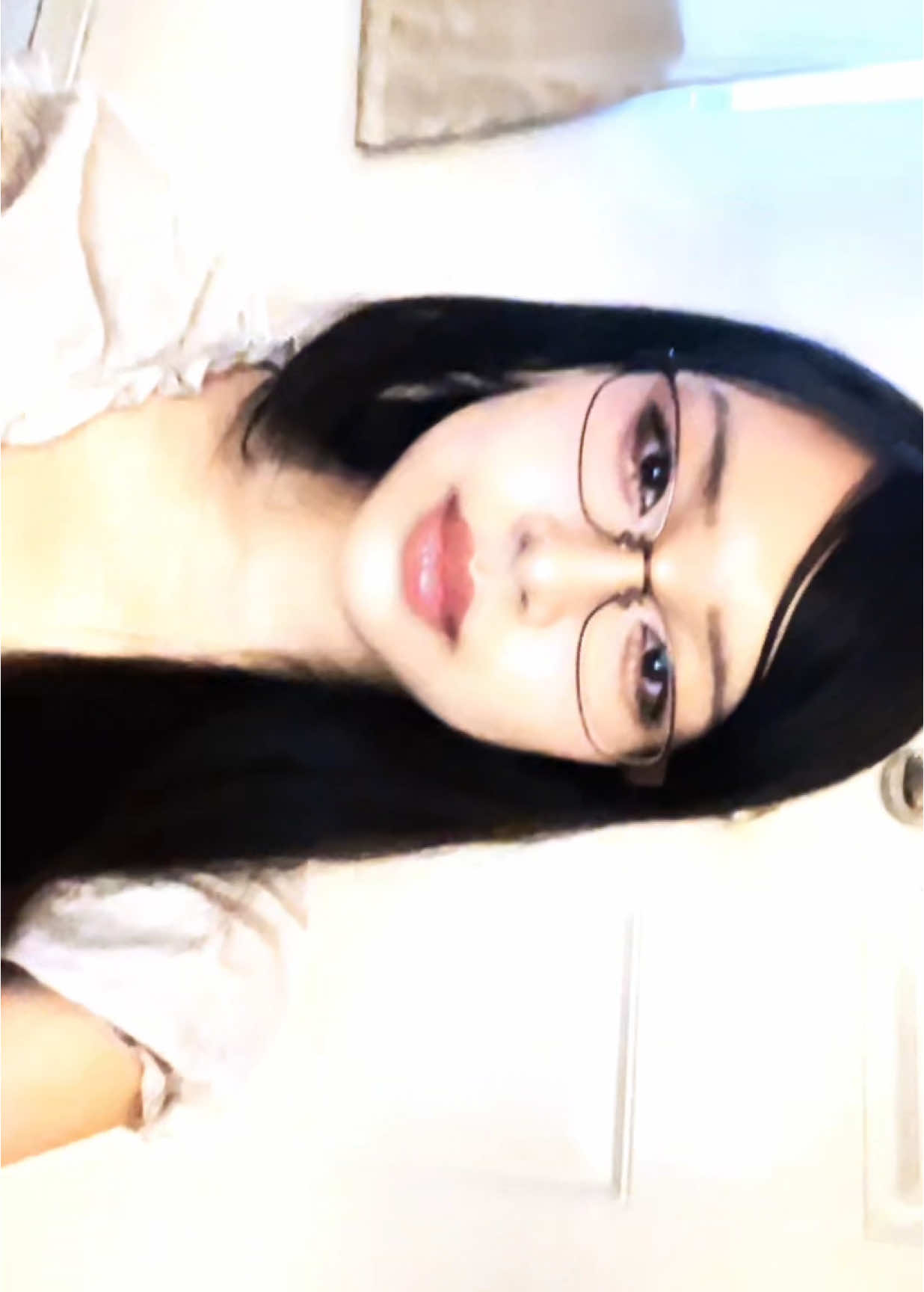 @❁