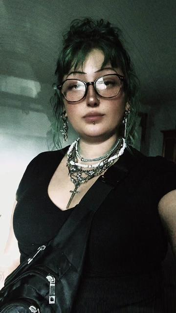 @theladylyds