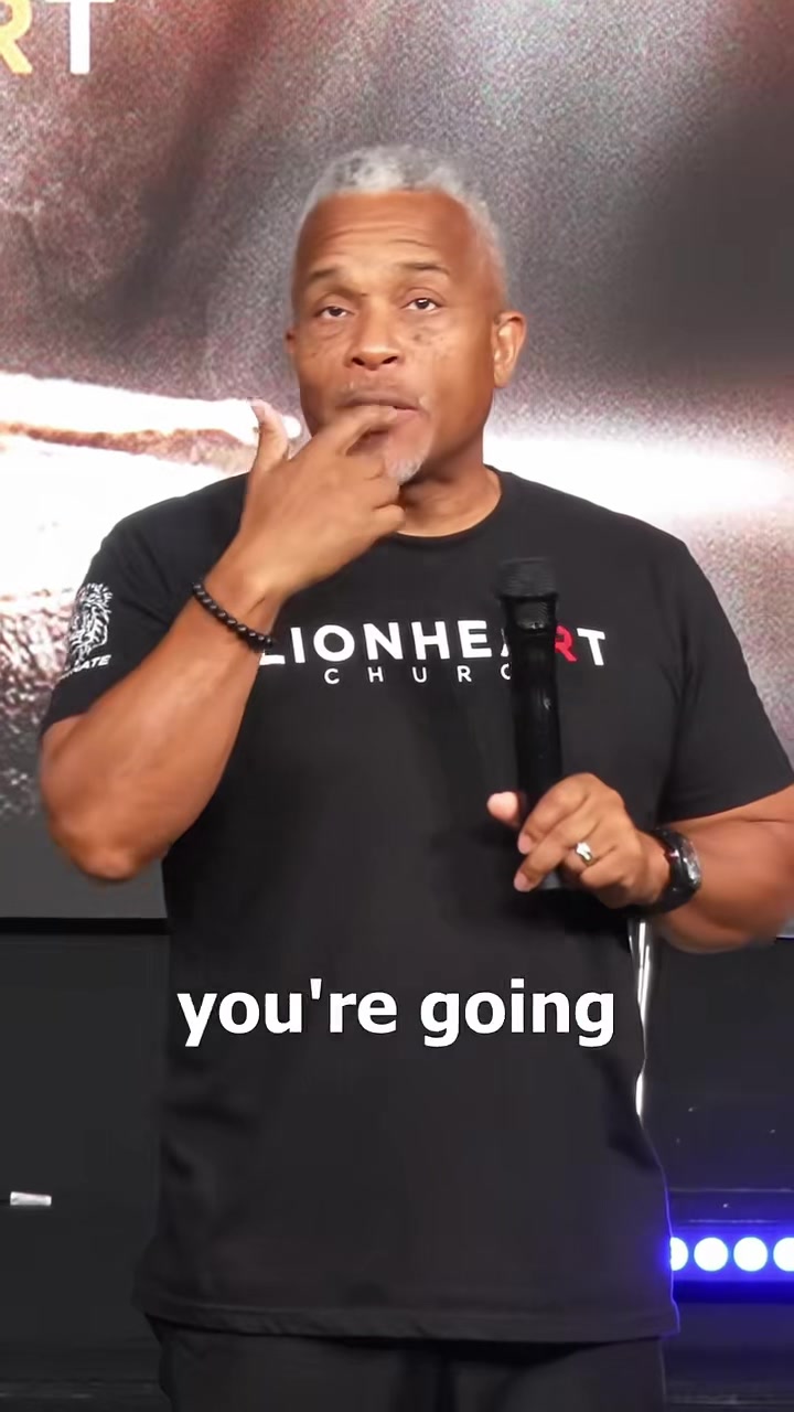 @EricaM