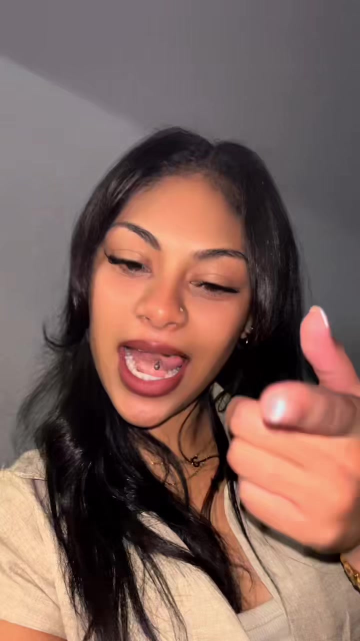 @𝓒𝓵𝓪𝓾𝓭𝓮𝓽𝓽𝓮 𝓒 🧚♀️🌝
