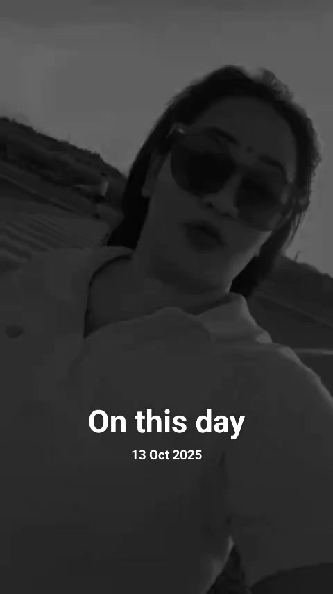 @Brinda_😗