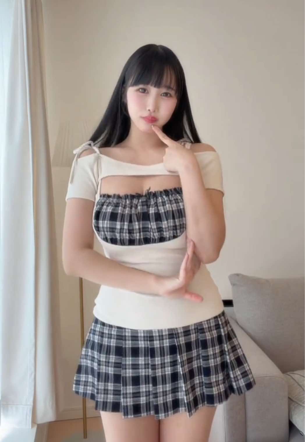 @宇佐美りな