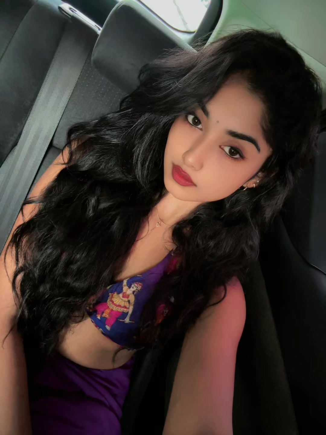 @sheneliromaya