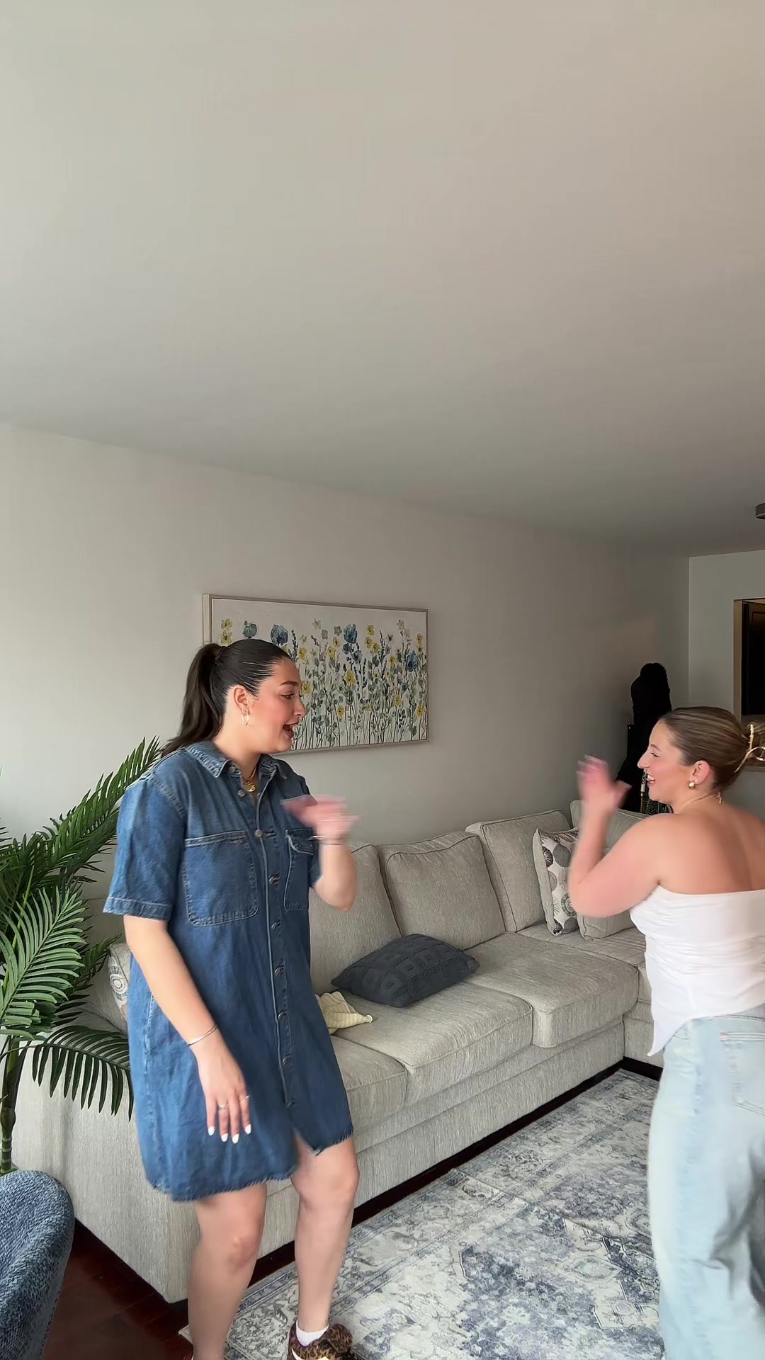 @Lilygoldman