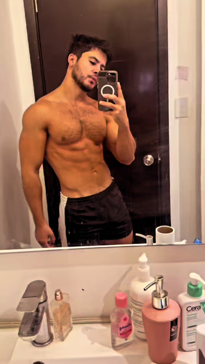 @Mario González
