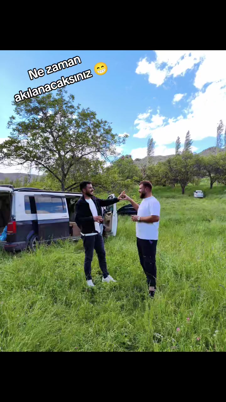 @&Ouml;mer parlak