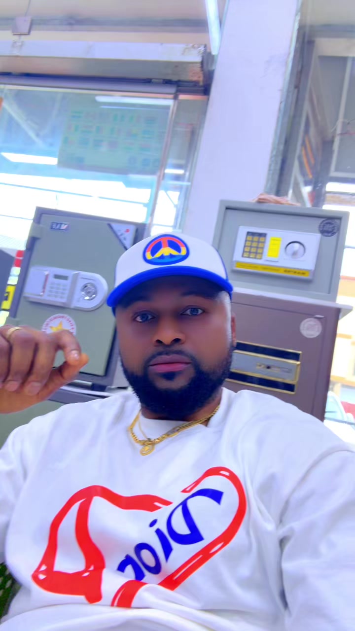@CEEJAY MARK OFFICIAL / Music