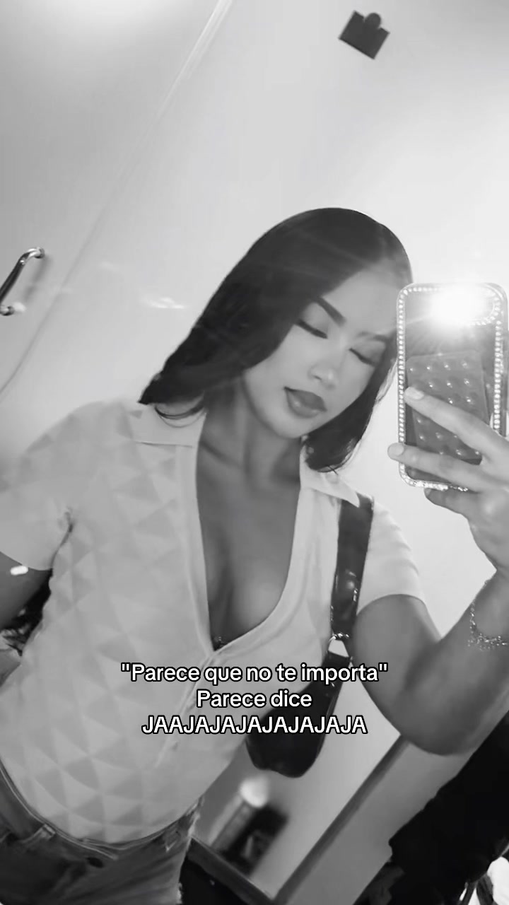 @𝐸𝓂𝒾𝓁𝓎.