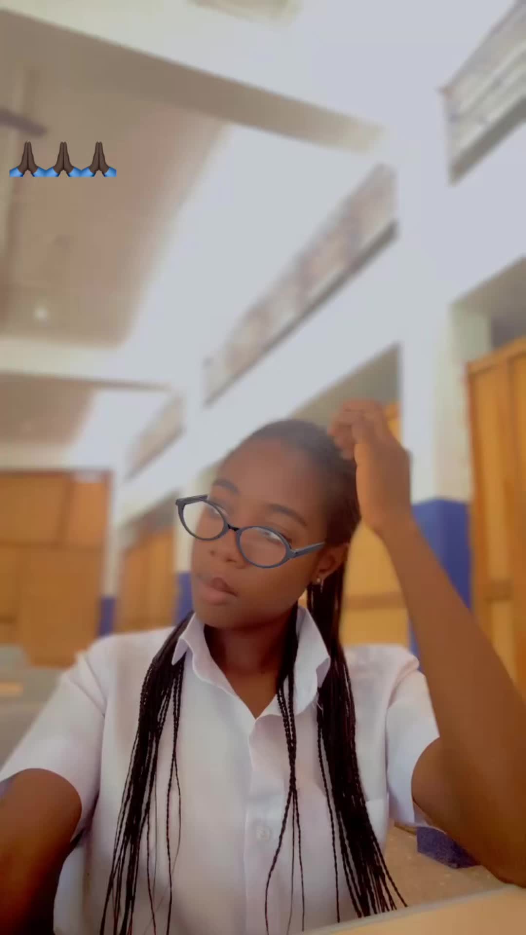 @adwoabae15