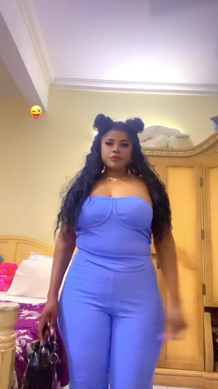 @MAYA HUSTLER