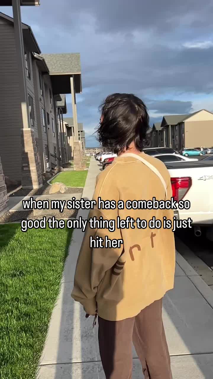 @Rachel Noe