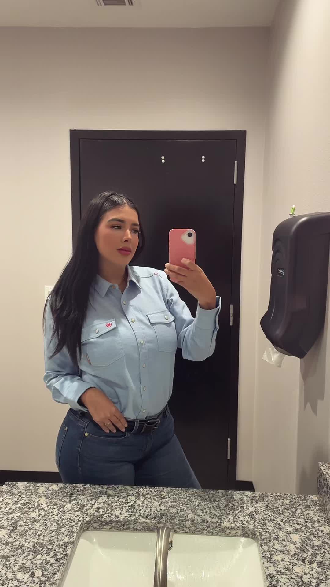 @Fabulous Fabi 🦋
