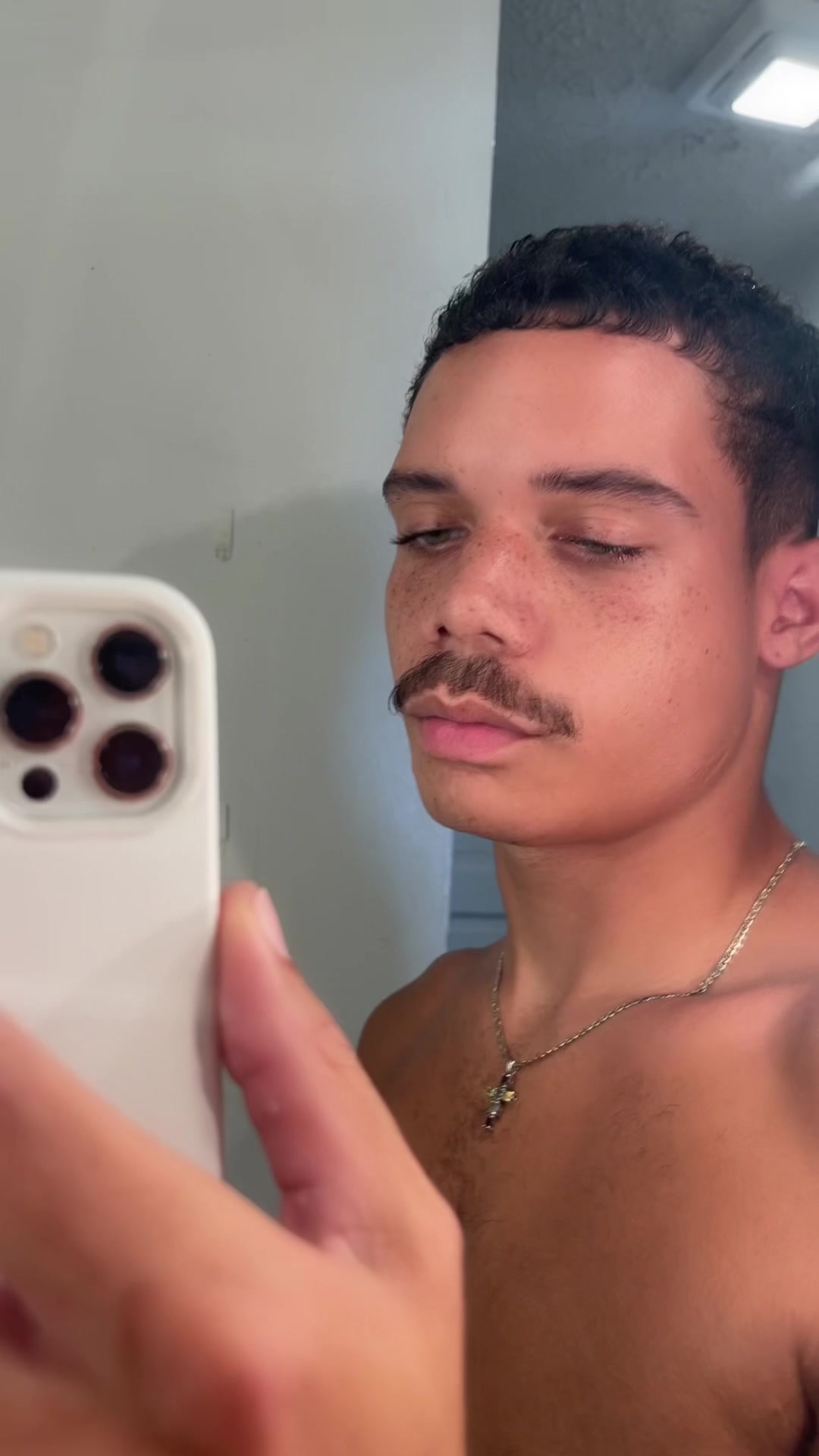 @j4d0n