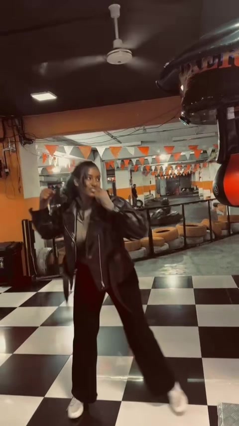 @Qal👸🏻