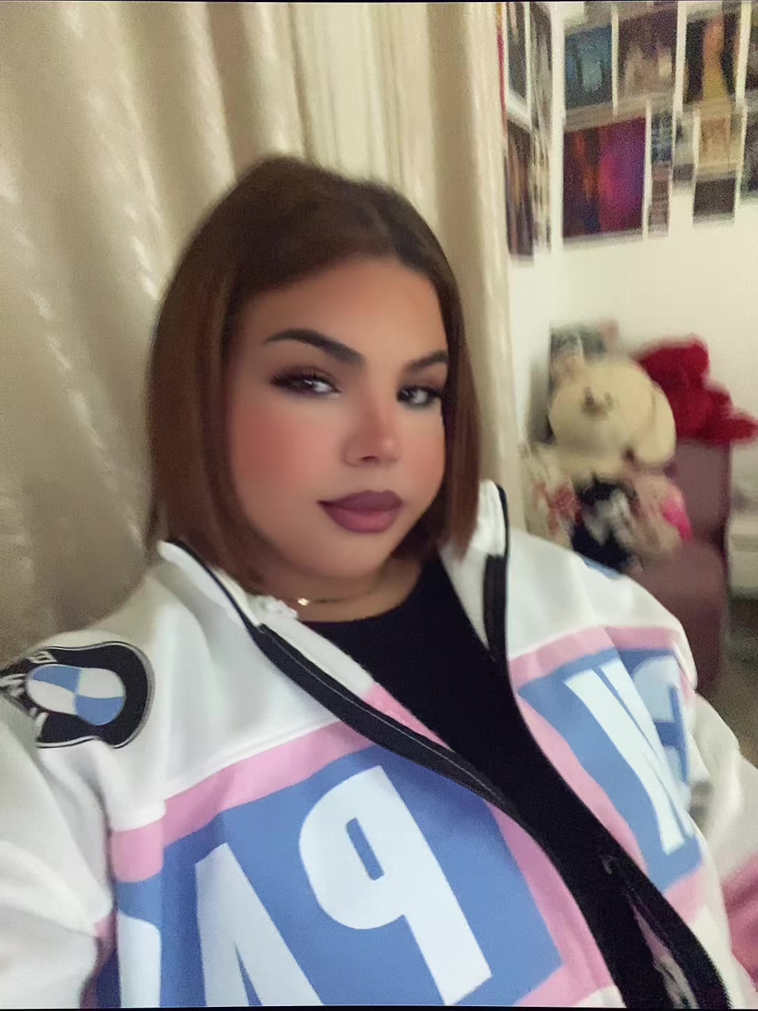 @🦋