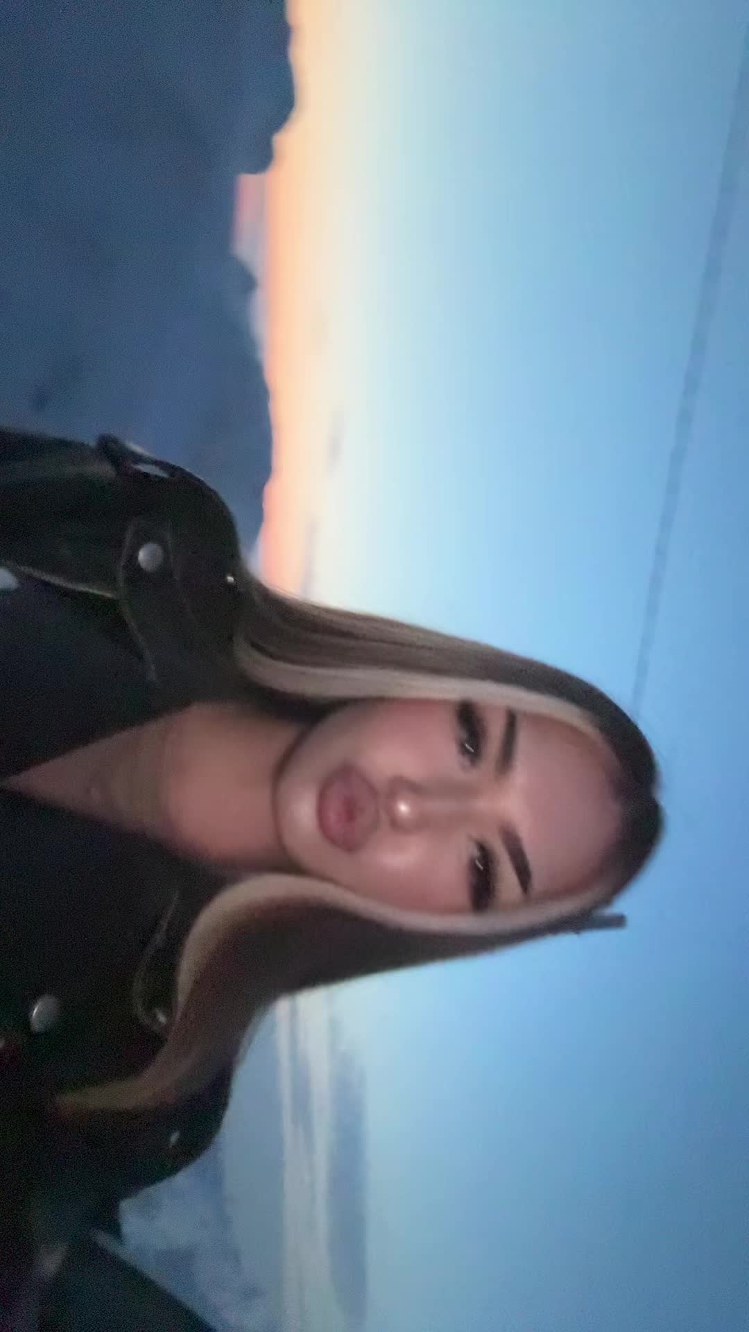 @elvina_27