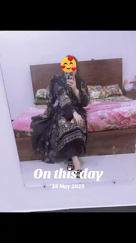 @arooba khan