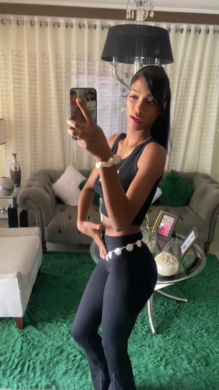 @emilianny_1