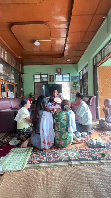 @Shu(ရှု)💛