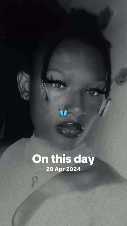 @Lipsy Blaq🖤🦋