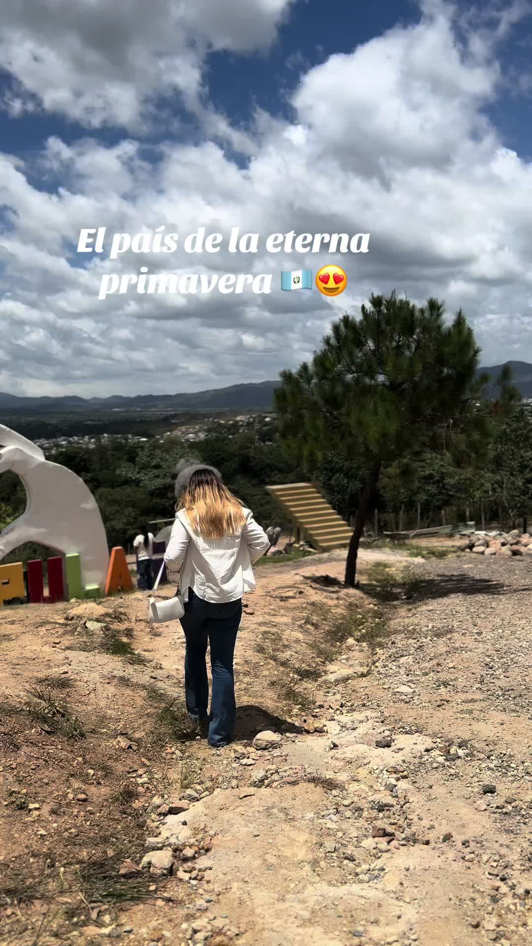 @Kelly B&aacute;rcenas 🥊