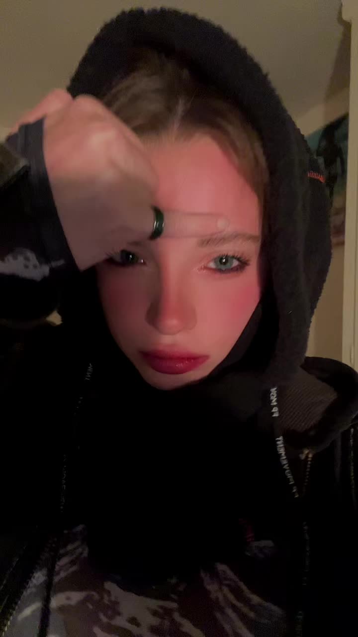 @Liv