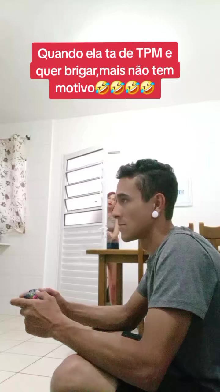 @Ta&iacute;s e Daniel