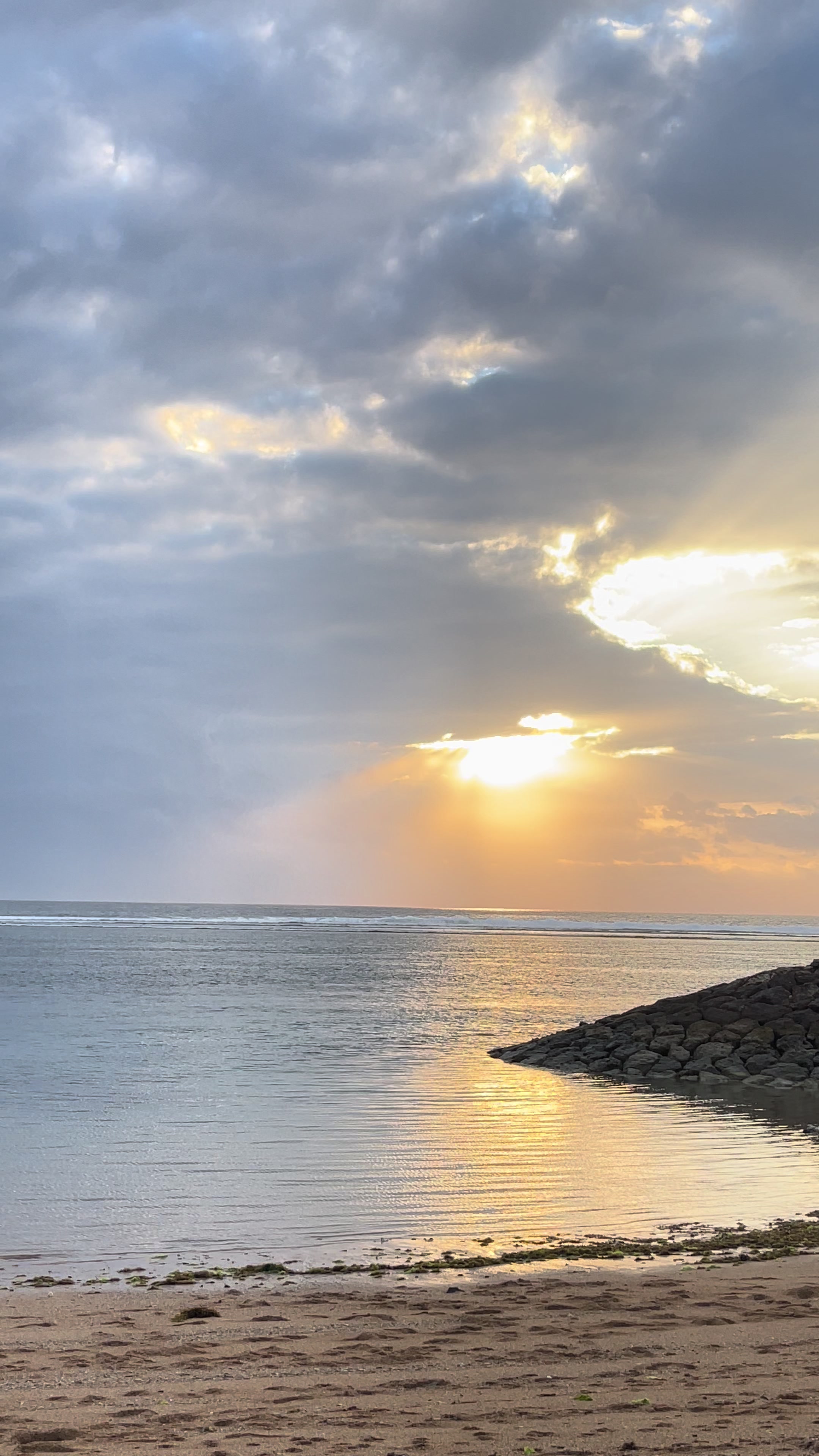 @Sentir_nurbali.com