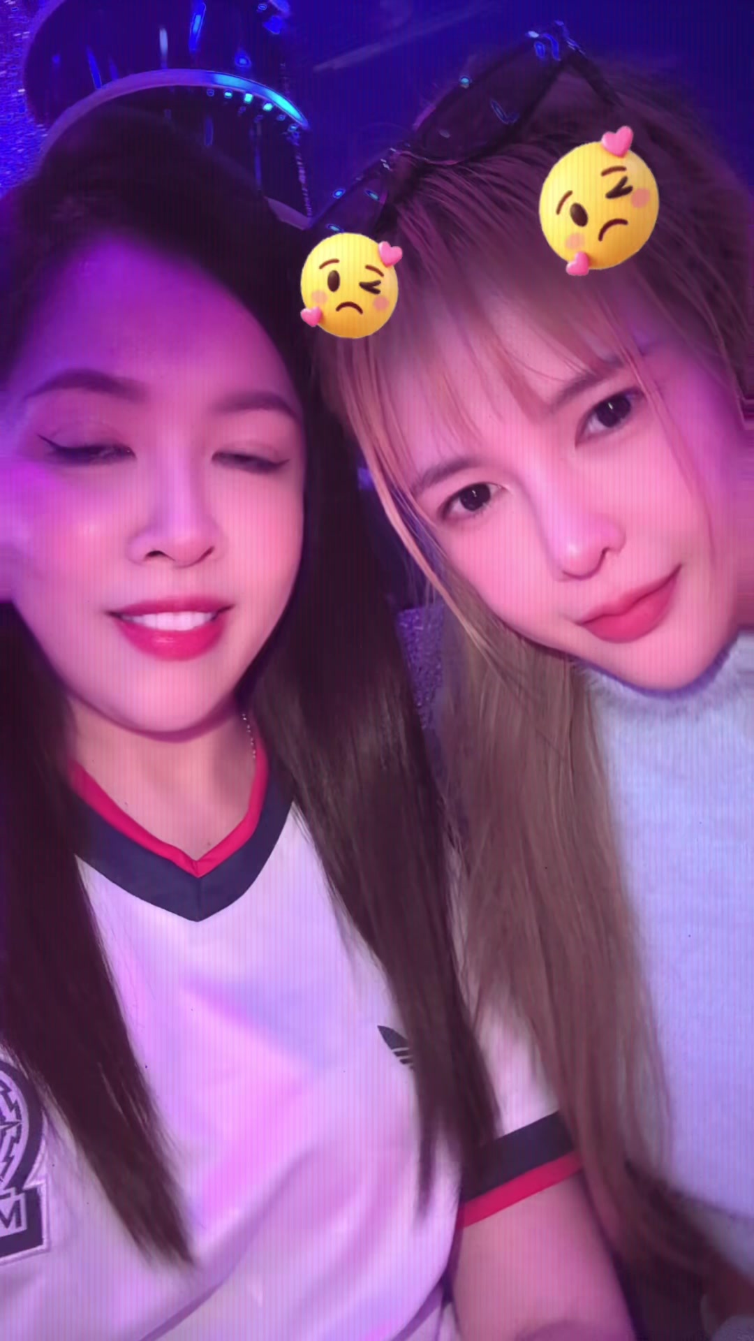 @Eclub ktv @shirley