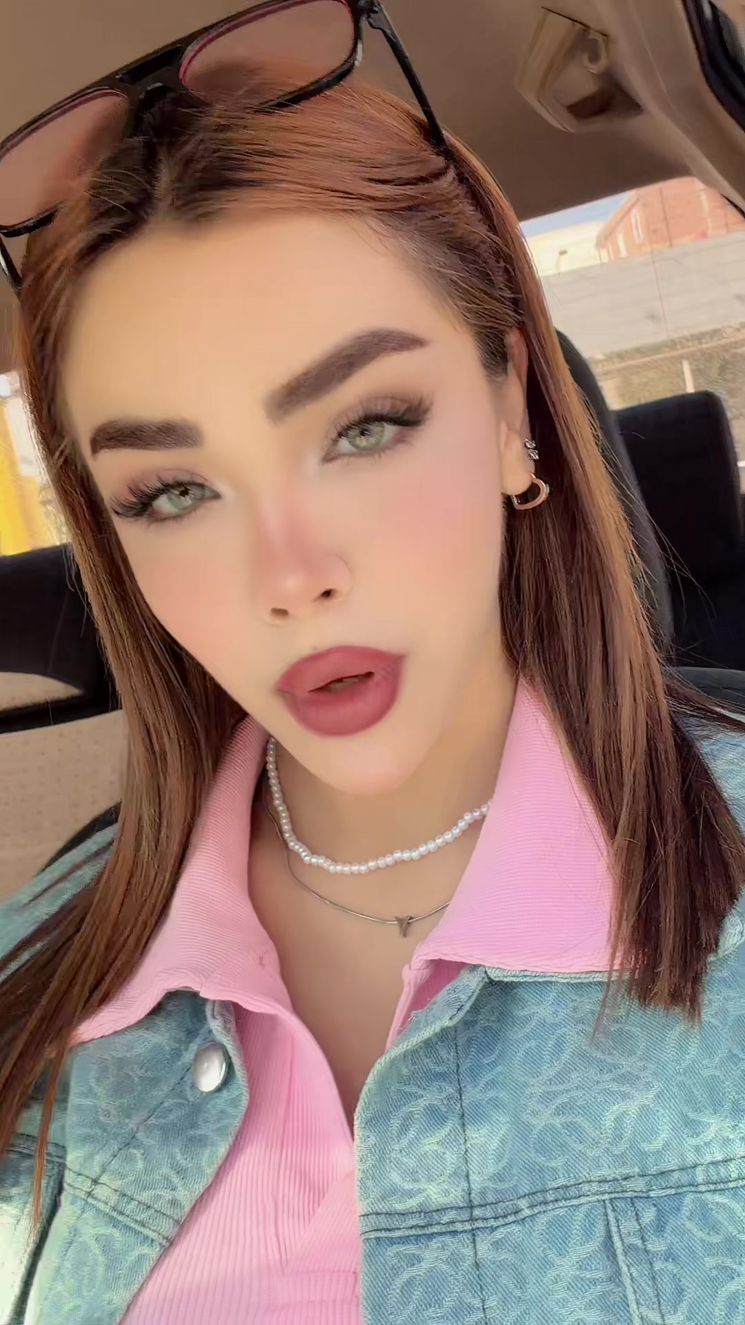 @Z H A T I S