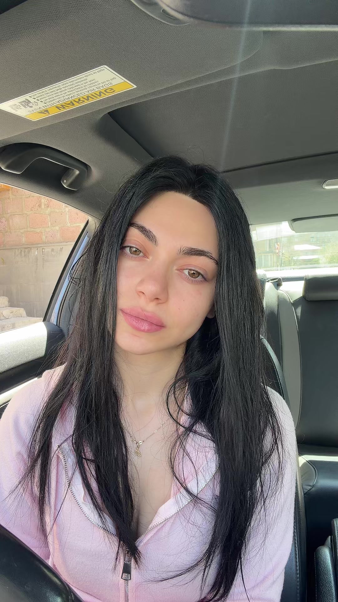 @_Angel&aacute;_