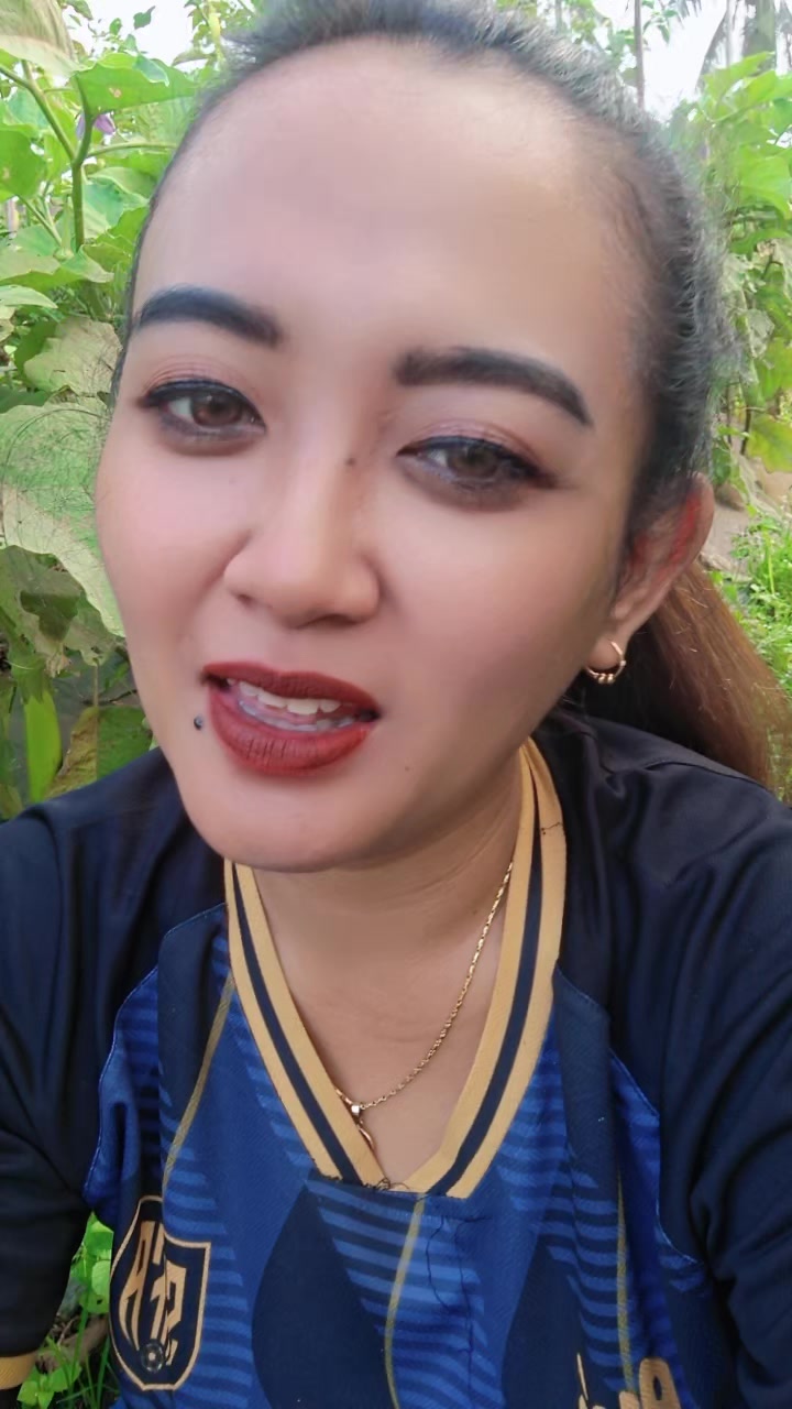 @Miss Dhevy