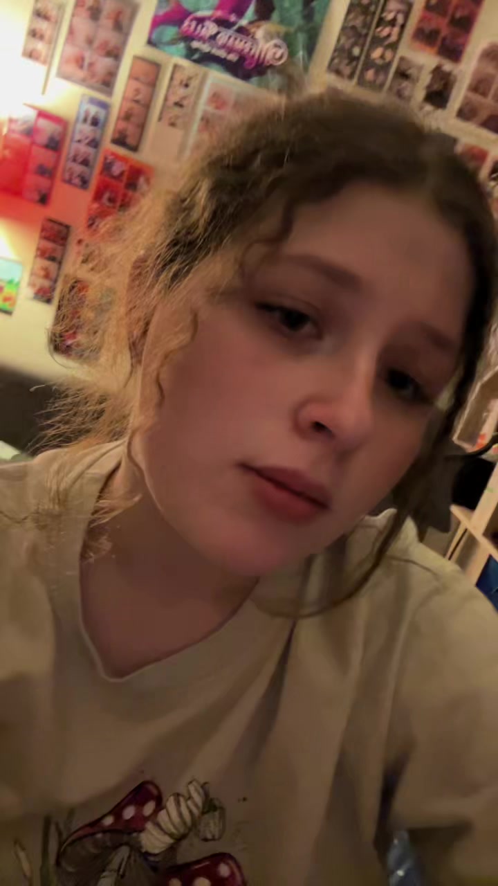 @Maddy ✿🧟♂️🦕💜🃏🚦