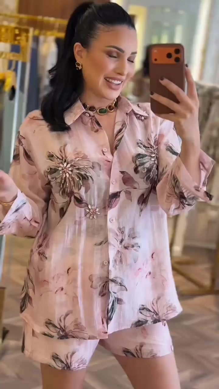 @VALENTINA