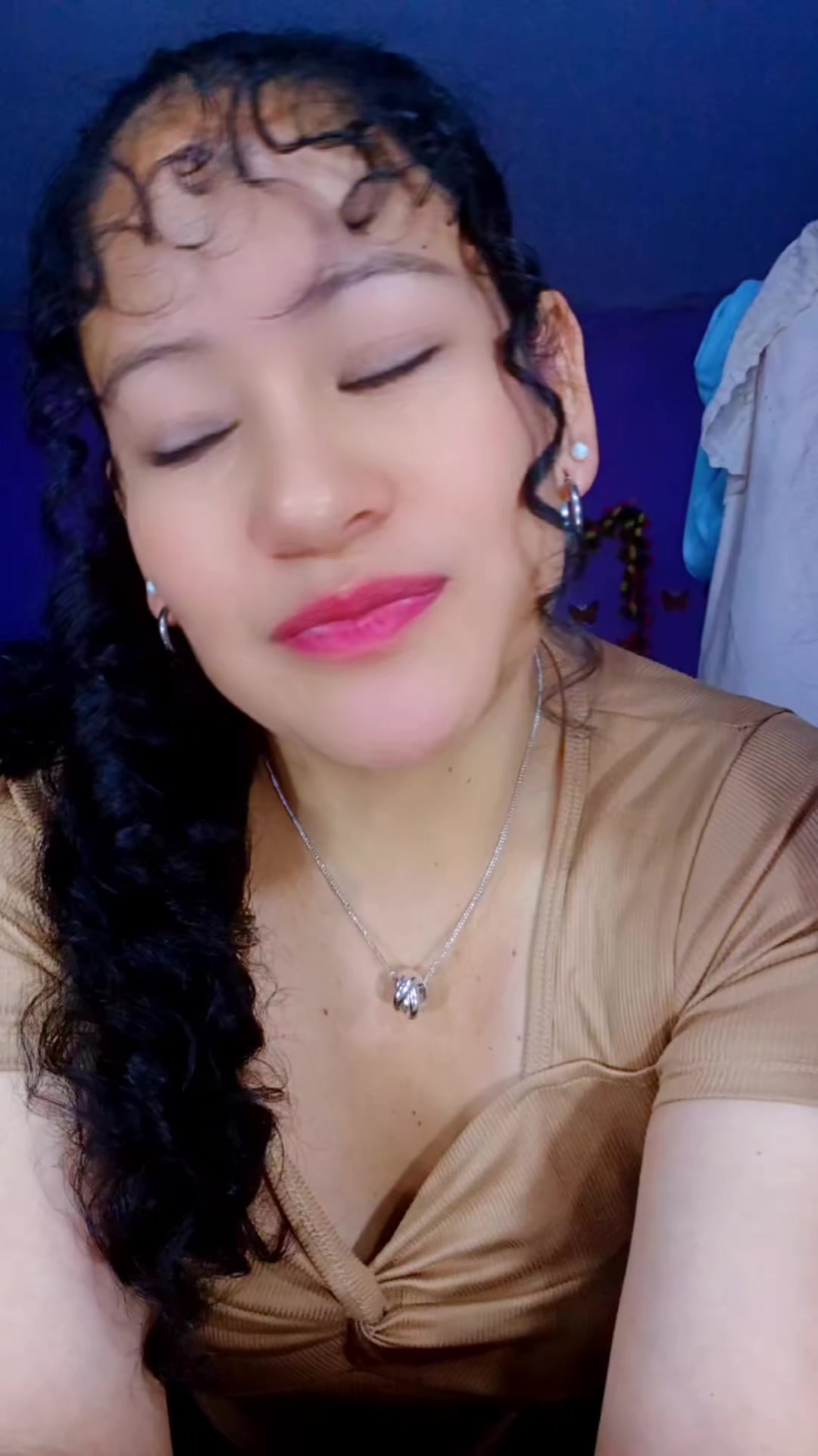 @⭐ Estrella💜 brillante🇵🇪💐🥀