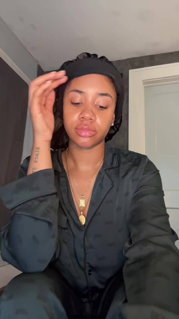 @Lueyoni